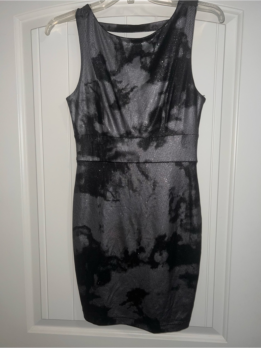 Forever 21 Black and Charcoal Patterned Sheath Dress
